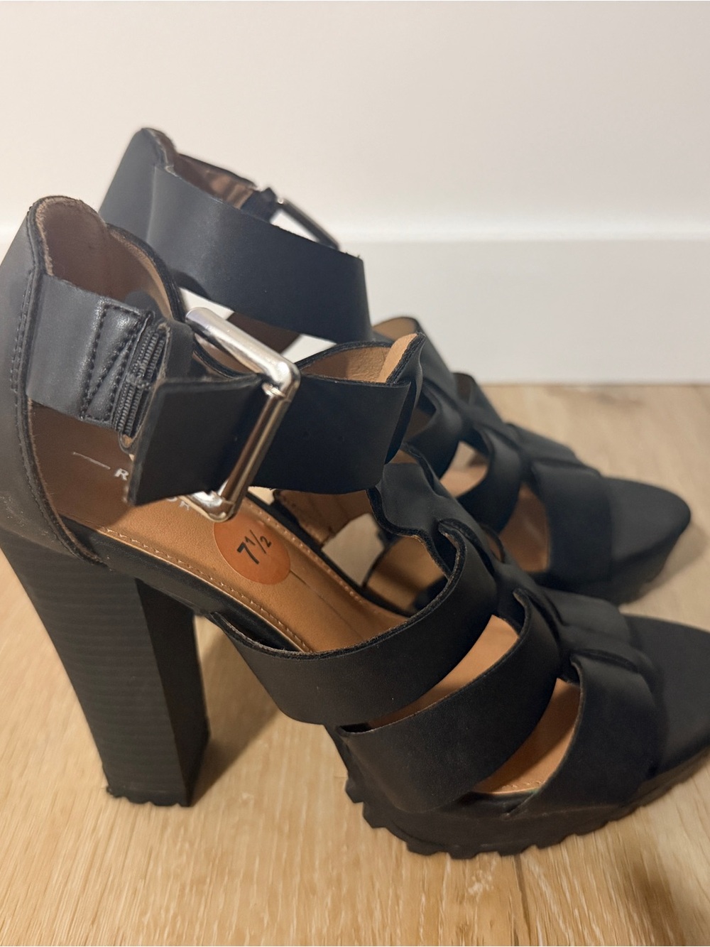Report Black Strappy Chunky Block Heel Sandals